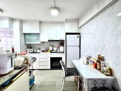 Blk 337 Jurong East Avenue 1 (Jurong East), HDB Executive #600085781